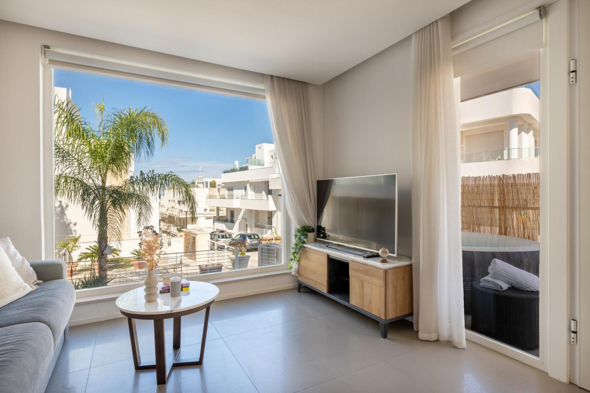 Exclusive Deluxe Apt Up To 6 People & Heated Tub بولينيانو آ ماري المظهر الخارجي الصورة