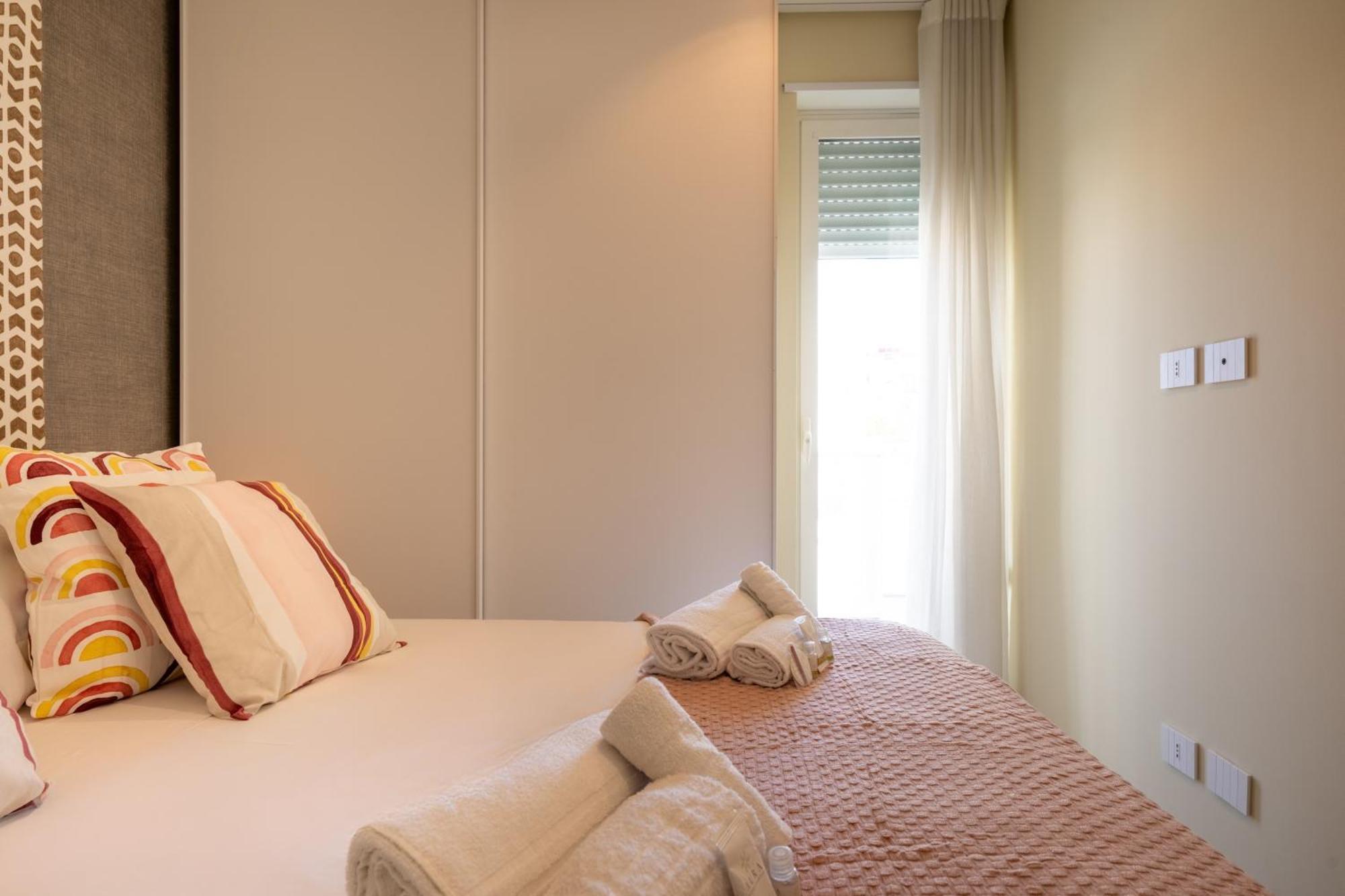Exclusive Deluxe Apt Up To 6 People & Heated Tub بولينيانو آ ماري المظهر الخارجي الصورة